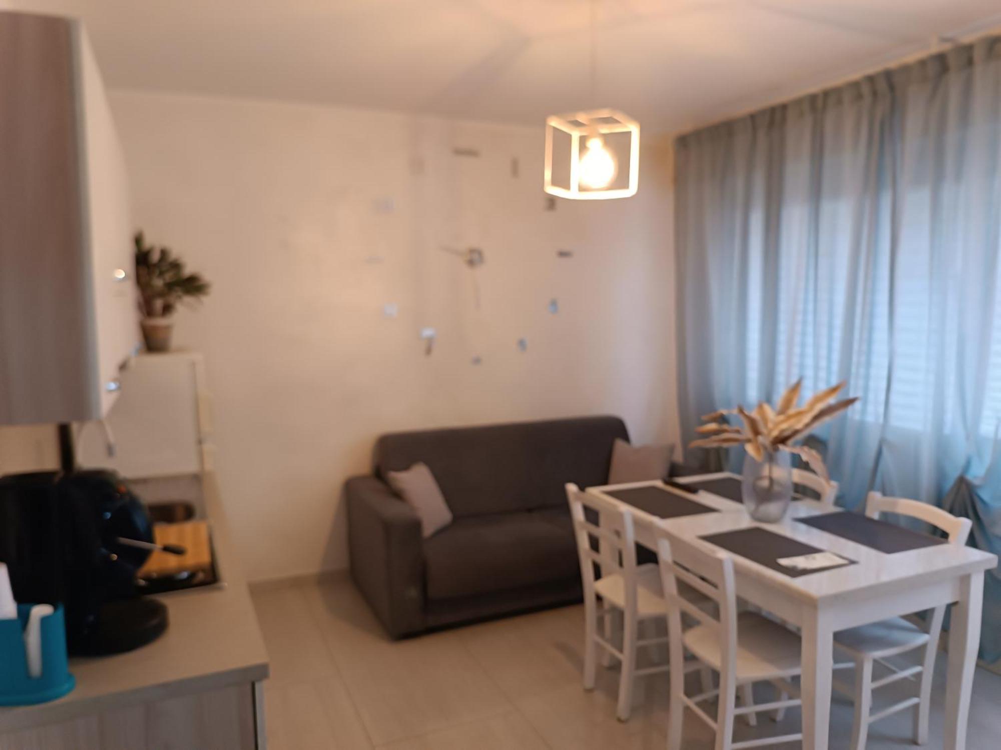 Sweety House Bed & Breakfast San Giovanni Gemini Exterior photo